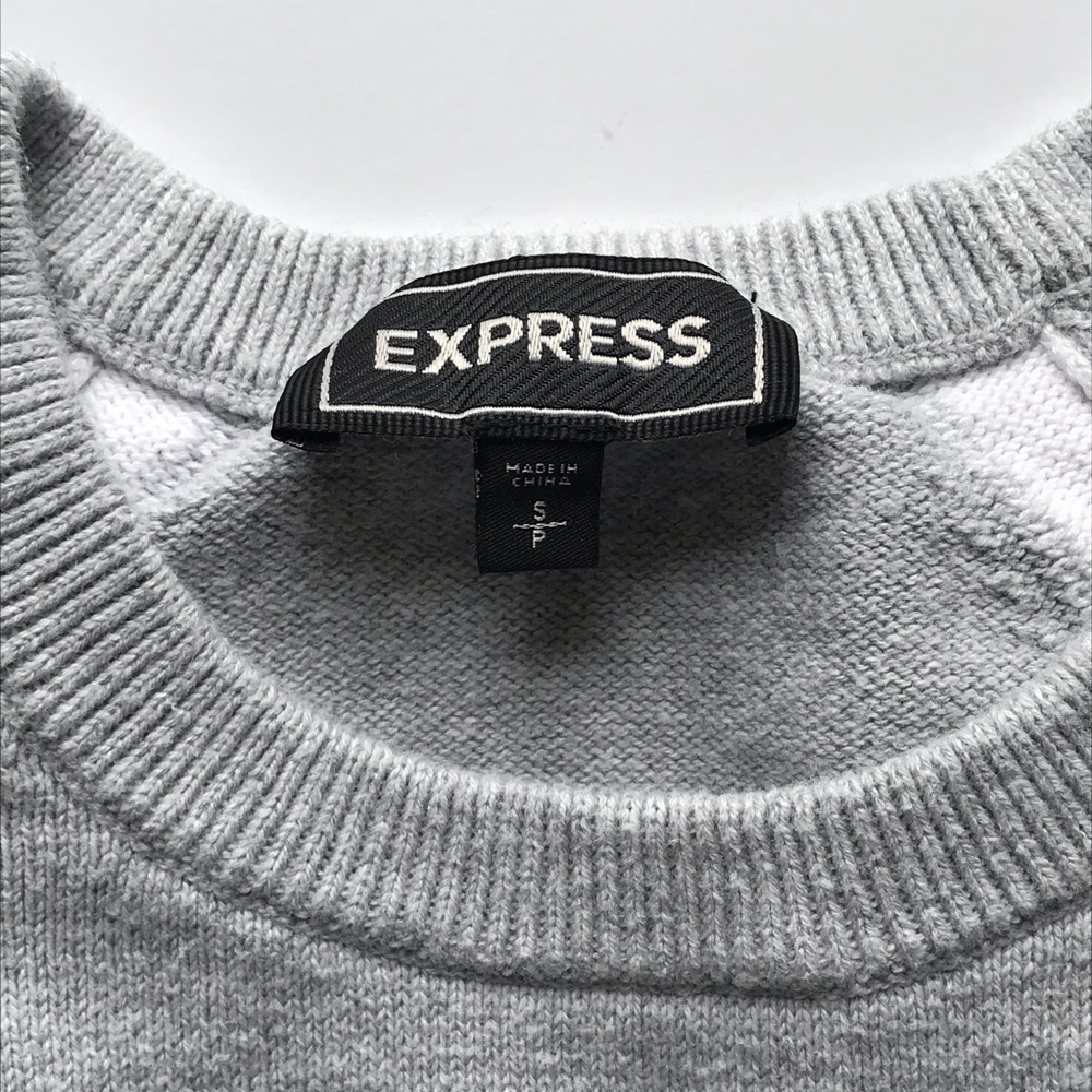 Express Sweater - Picture 4 of 4